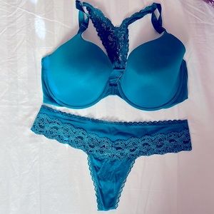 VS Body by Victoria front close racerback with matching thong. 38DDD / L